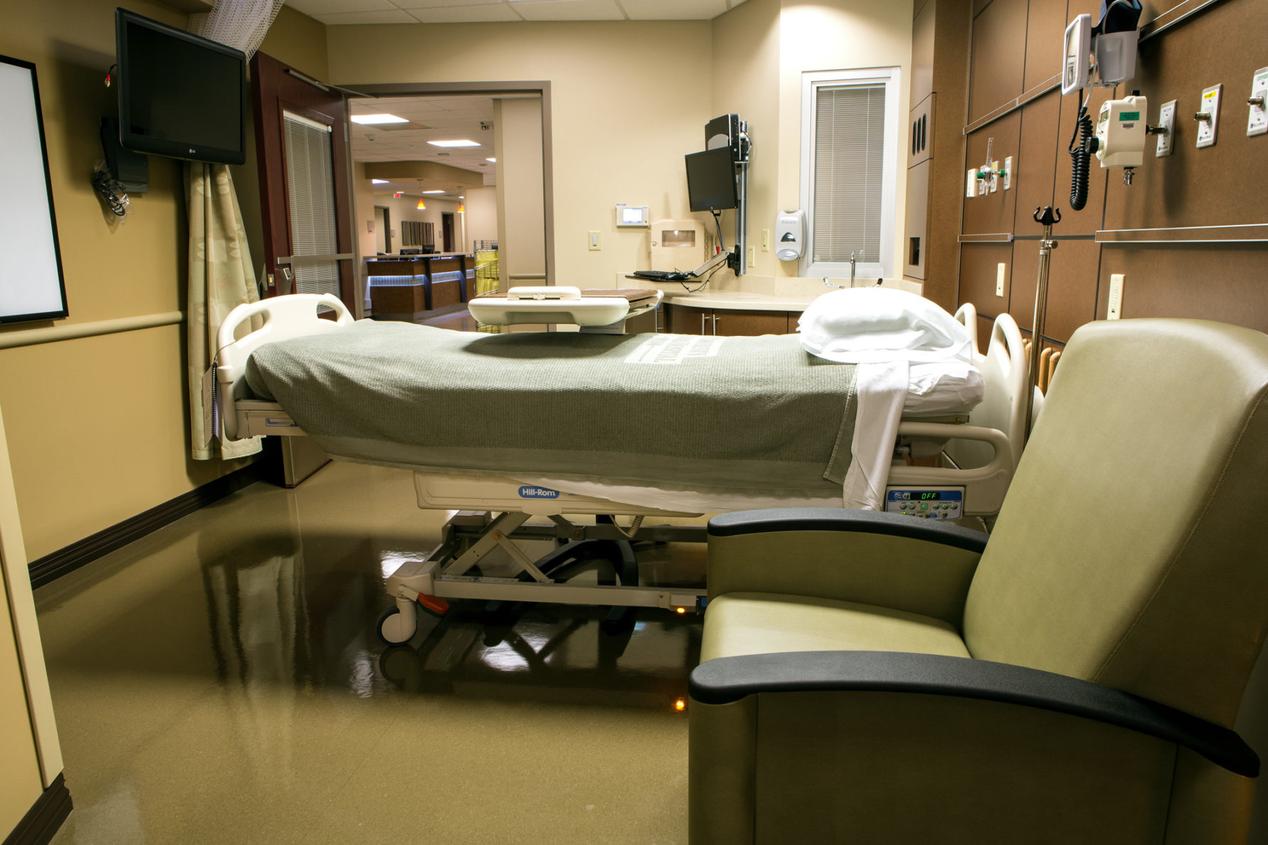 University of kansas health system patient bed