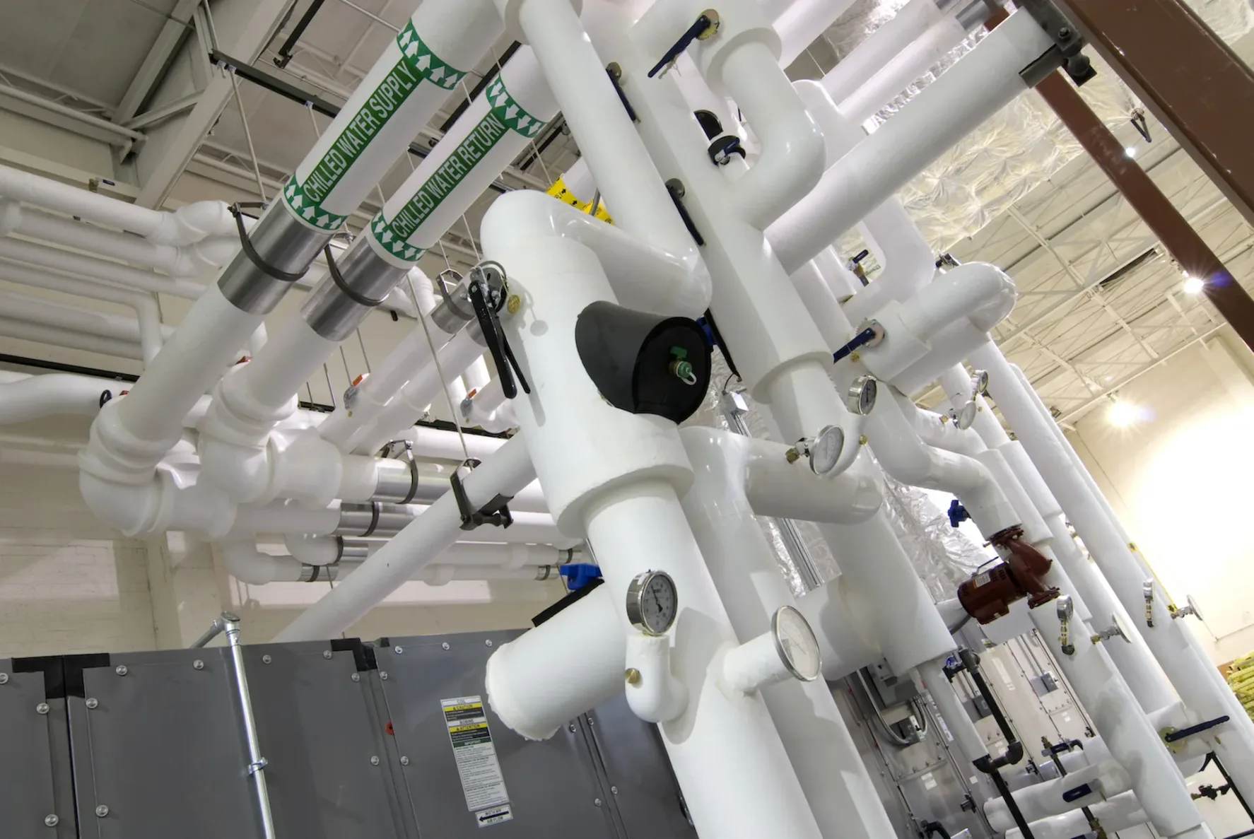 MEP systems in Stowers Institute of Medical Research Support Facility
