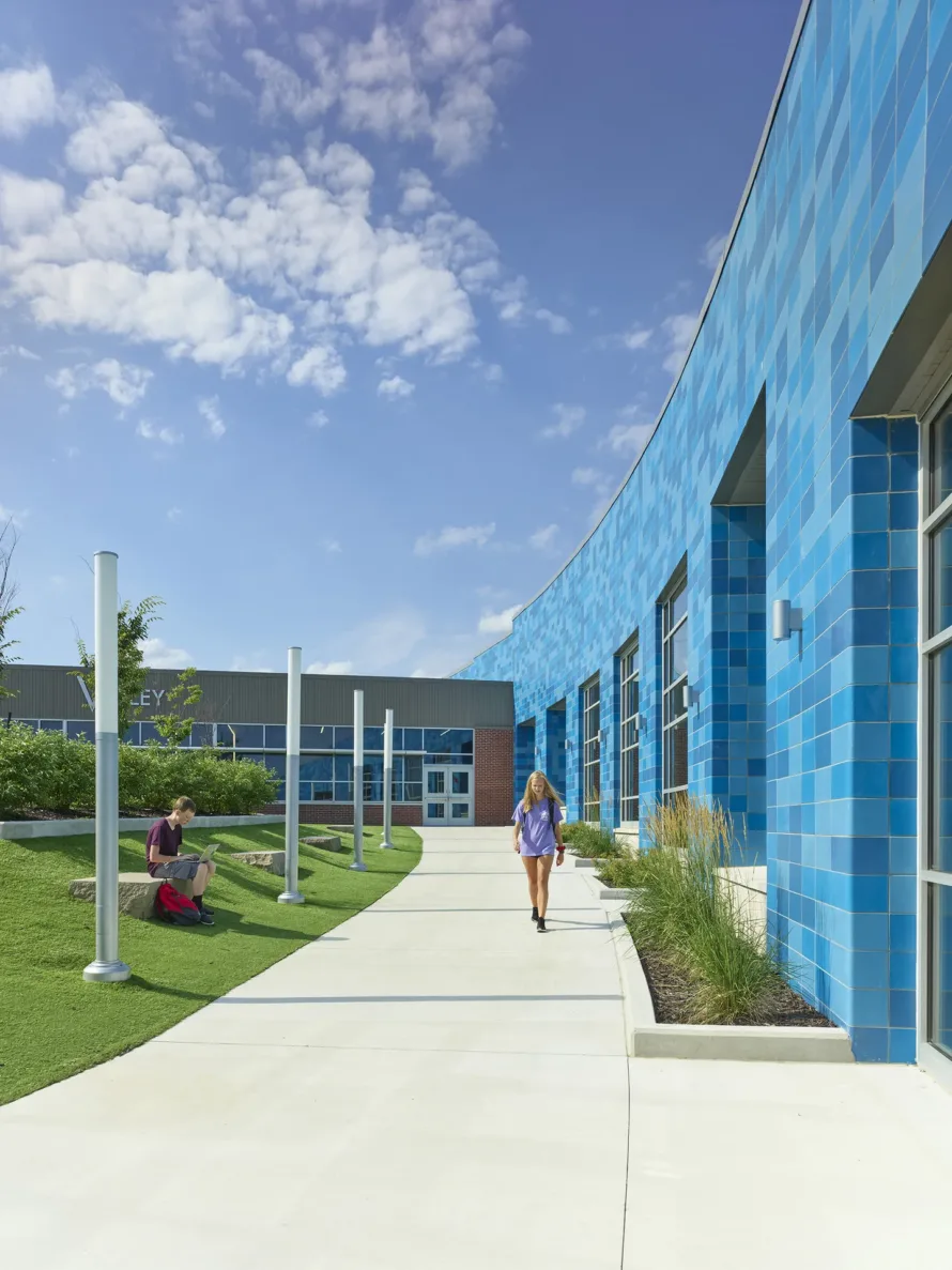 Grain Valley high school exterior