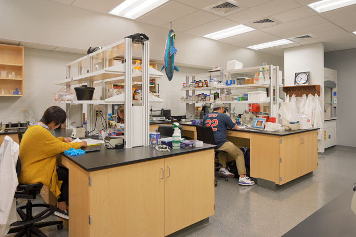 Students at a lab working at Morris Hall, University of Central Missouri
