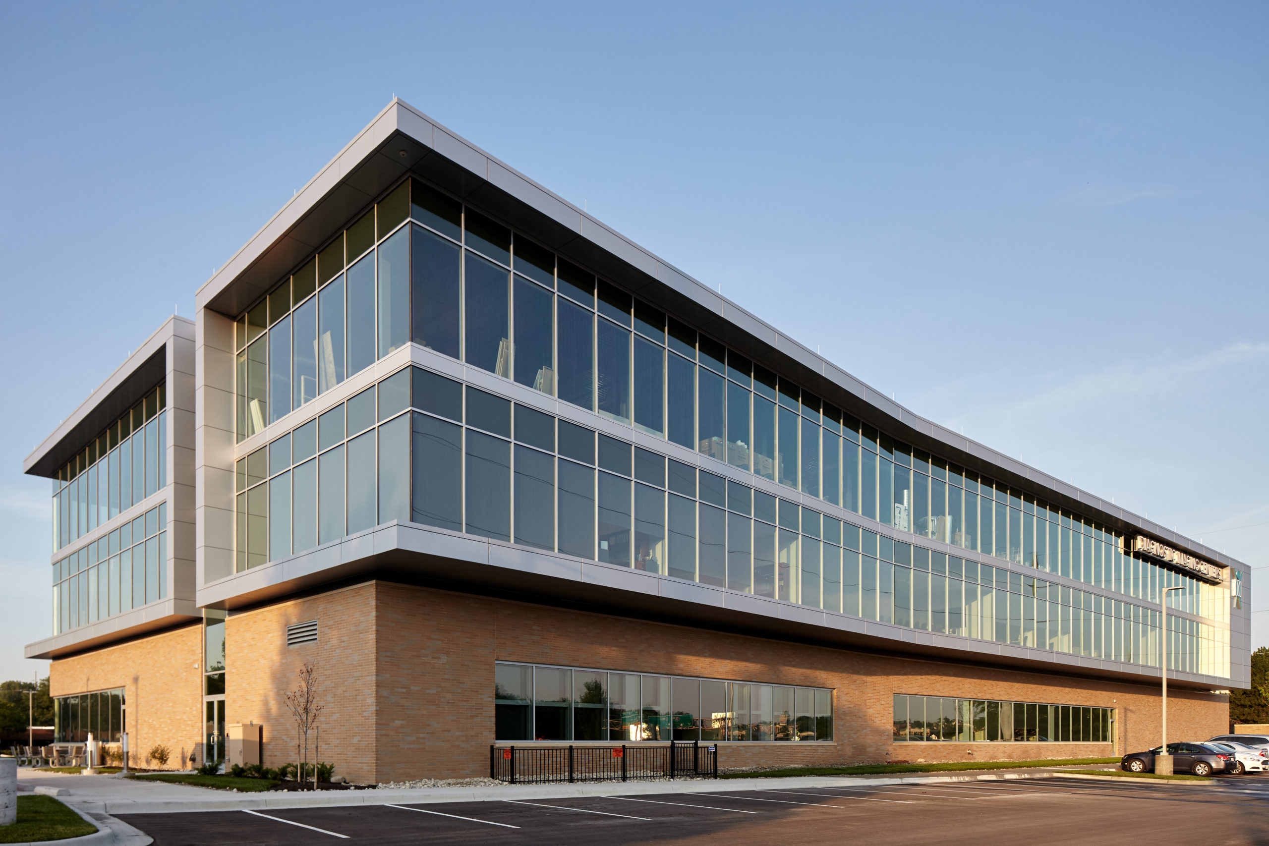 Diagnostic Imaging Centers Medical Office Building - McCownGordon ...