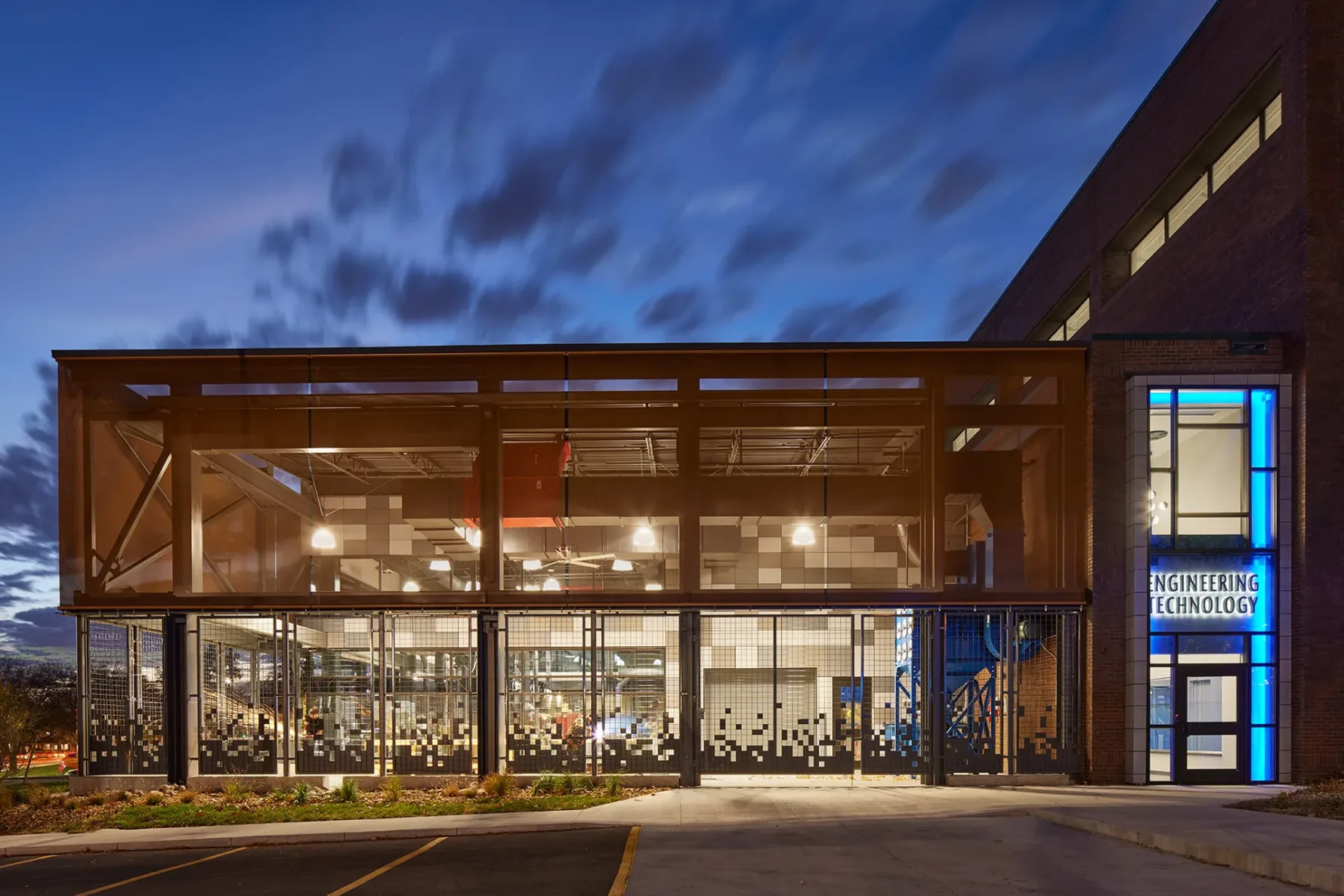 McCownGordon Construction completed renovations at Metropolitan Community's College Engineering Technology Center