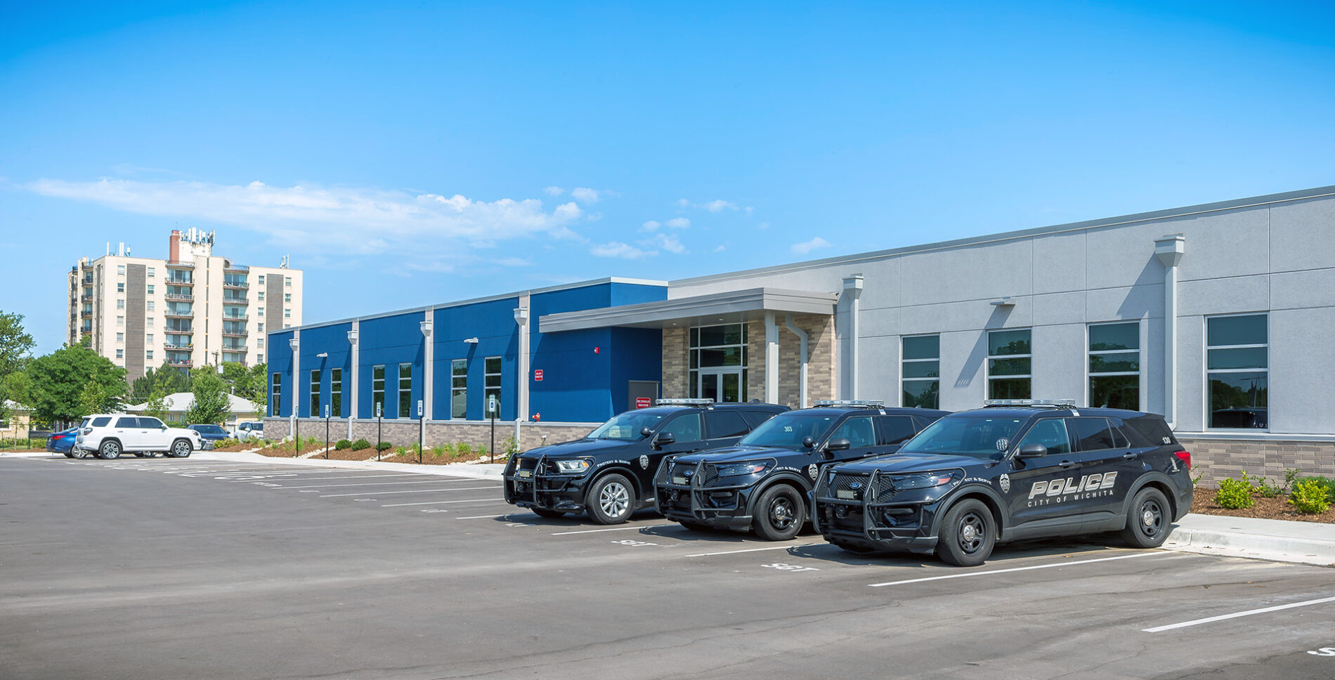 Exterior of Patrol East Substation built by McCownGordon Construction