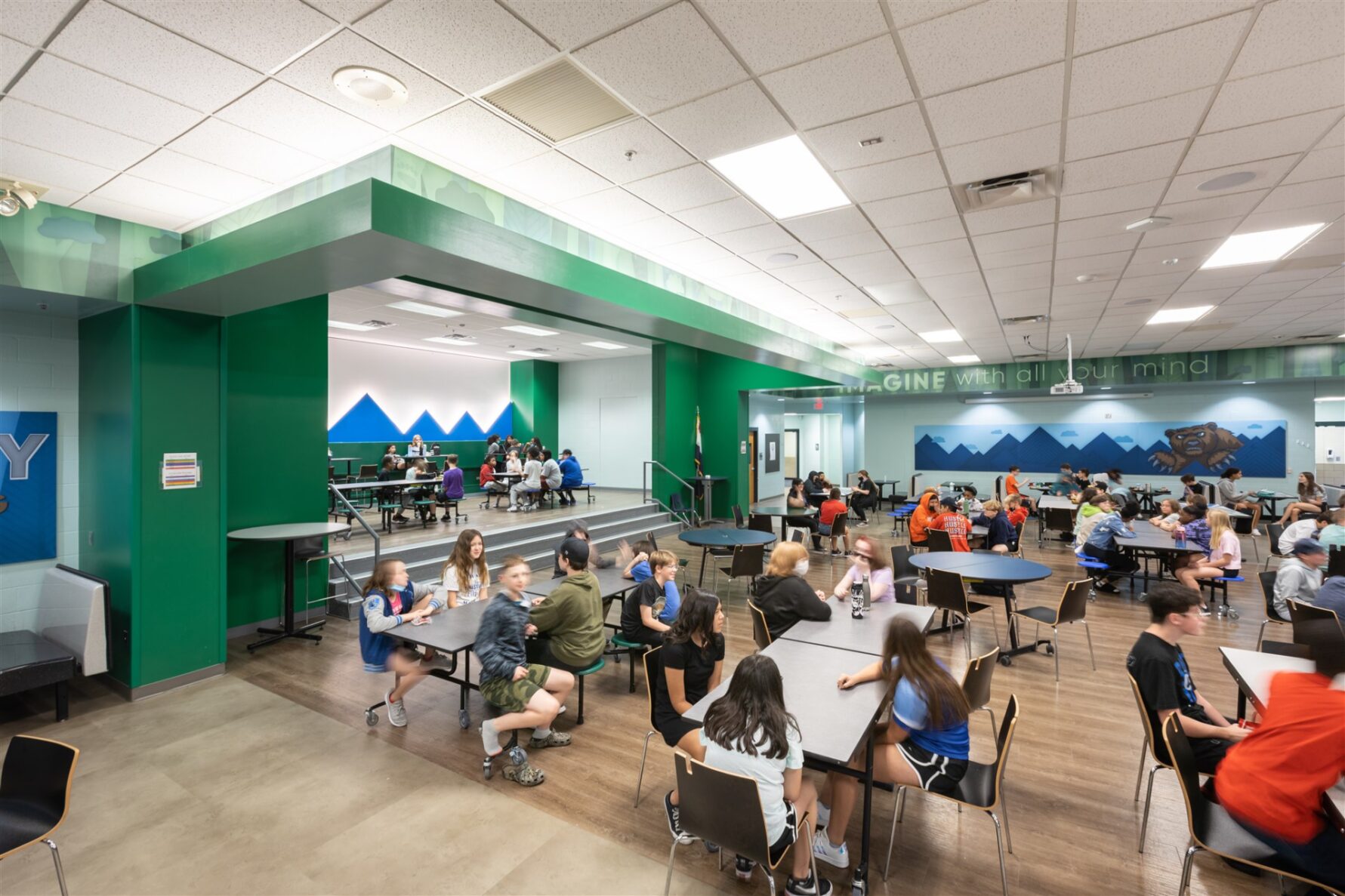 Students eating lunch in the cafeteria at Gateway 6th Grade Center, built by McCownGordon Construction