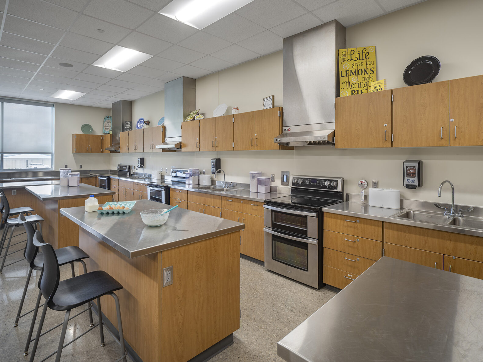 A classroom/kitchen for foods class at Tonganoxie High School, renovated by McCownGordon Construction