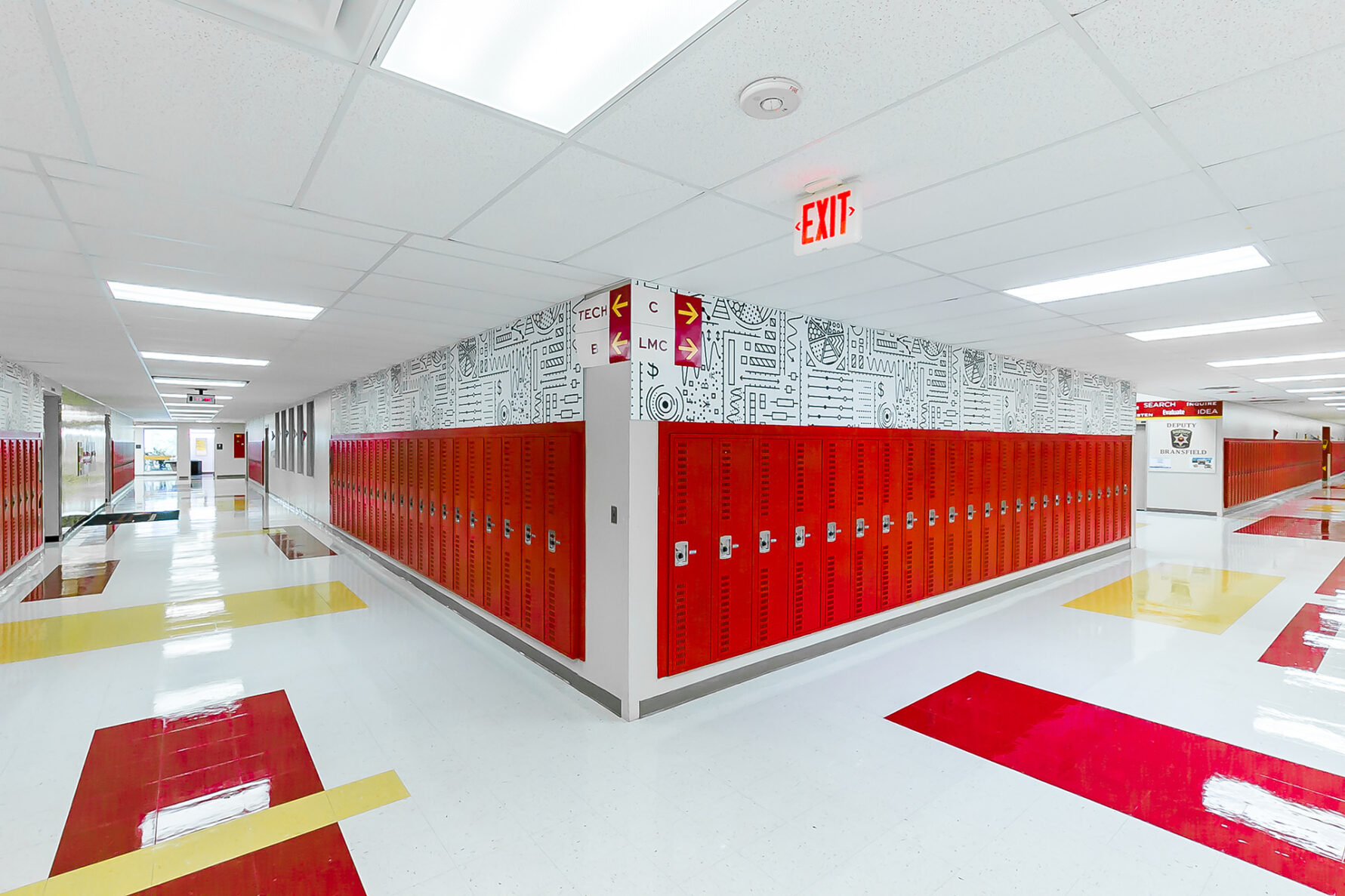 Winnetonka HS - North Kansas City School - Bond 2020 - Lockers and pathway