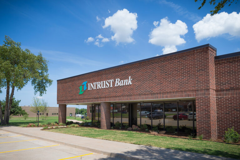 Intrust Bank in Mustang, OK built by McCownGordon Construction.