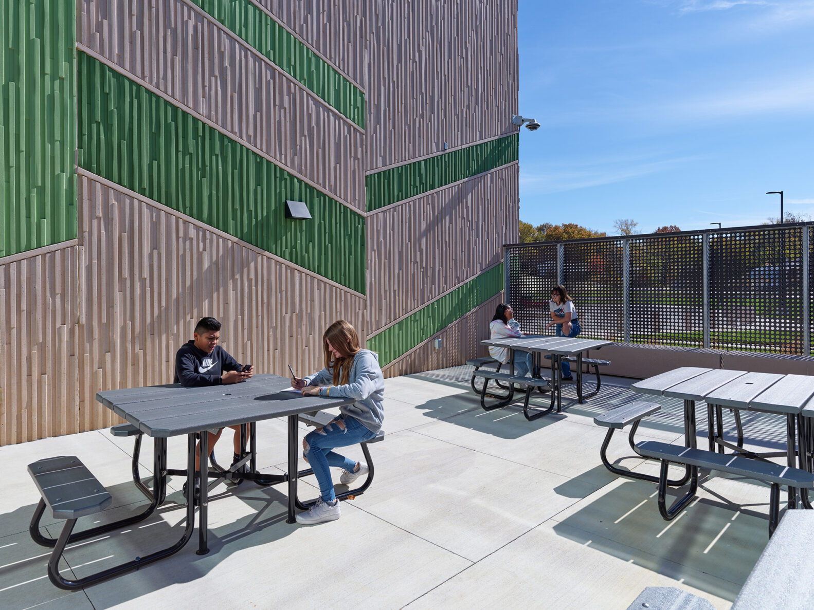 Maplewood ES - North Kansas City - Bond - outside tables