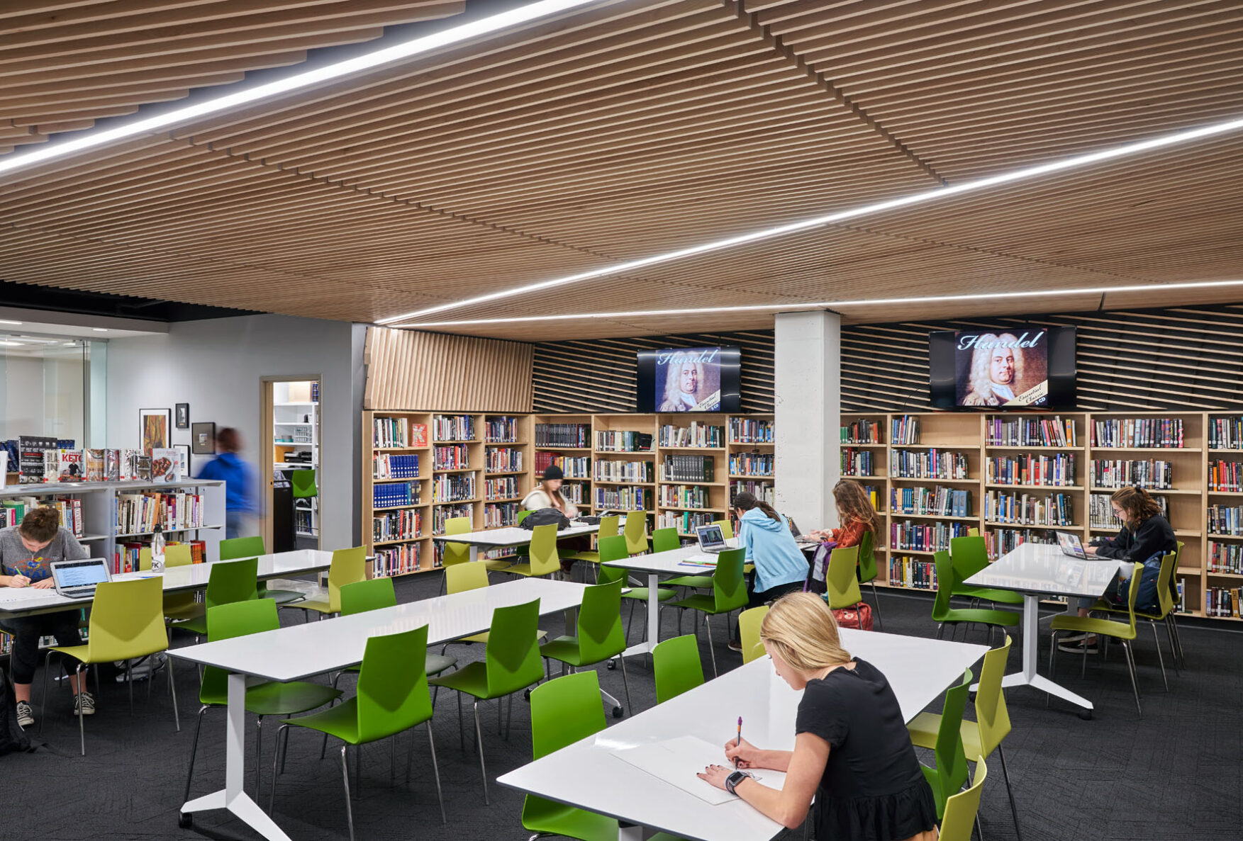 Lawrence Free State High School - Media Center and collaboration space